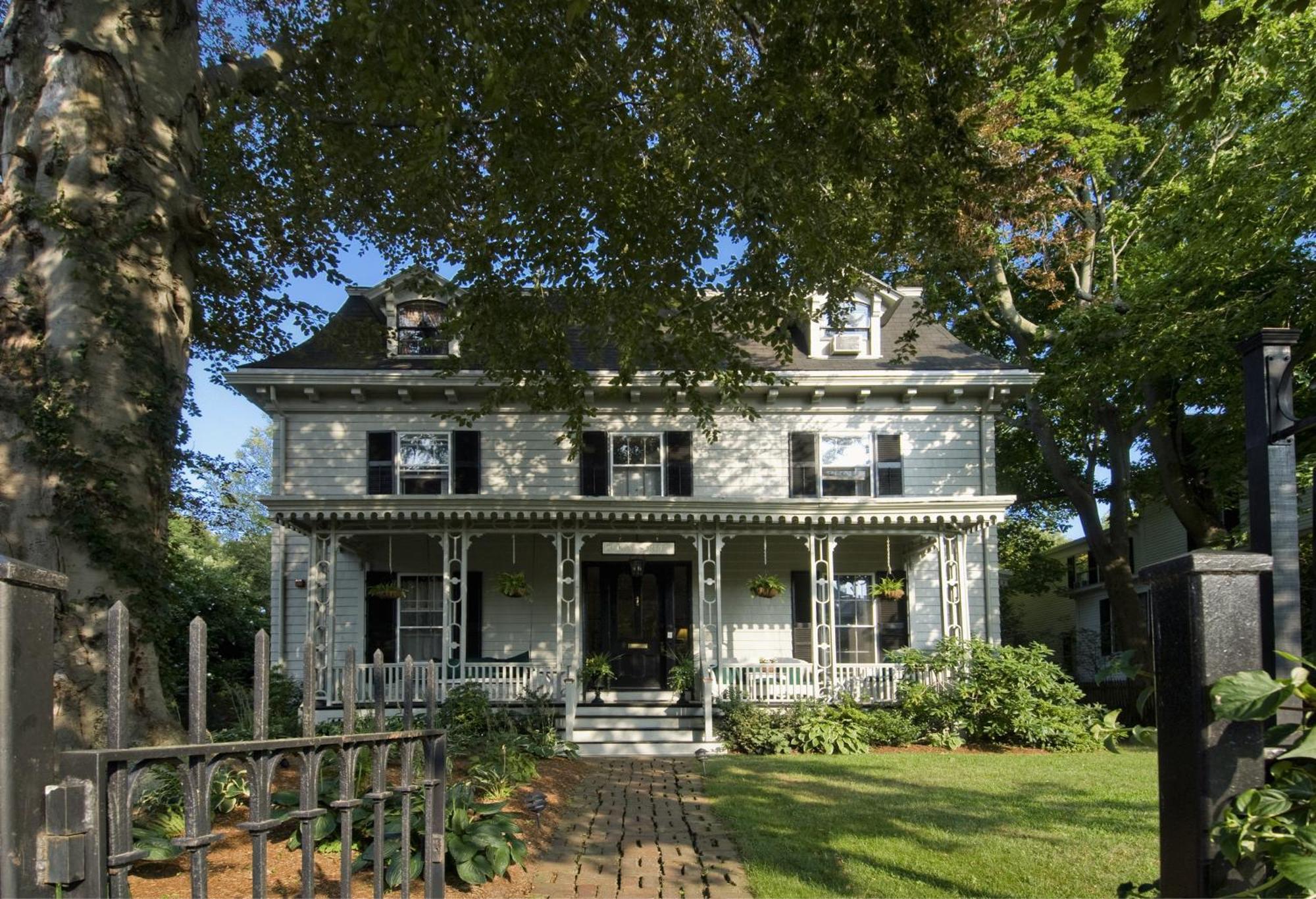 Marshall Slocum Inn Newport Exterior photo